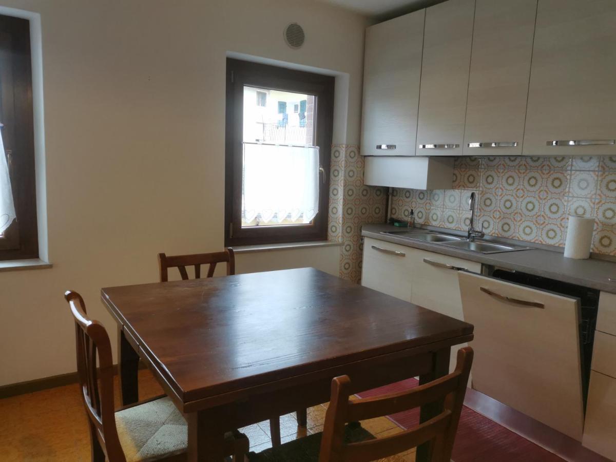 Spazioso E Completo Appartamento Con 3 Camere, Doppi Servizi, Fino A 8 Posti Letto Pedavena Exterior foto